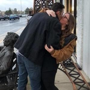 Meet your Posher, Hillary